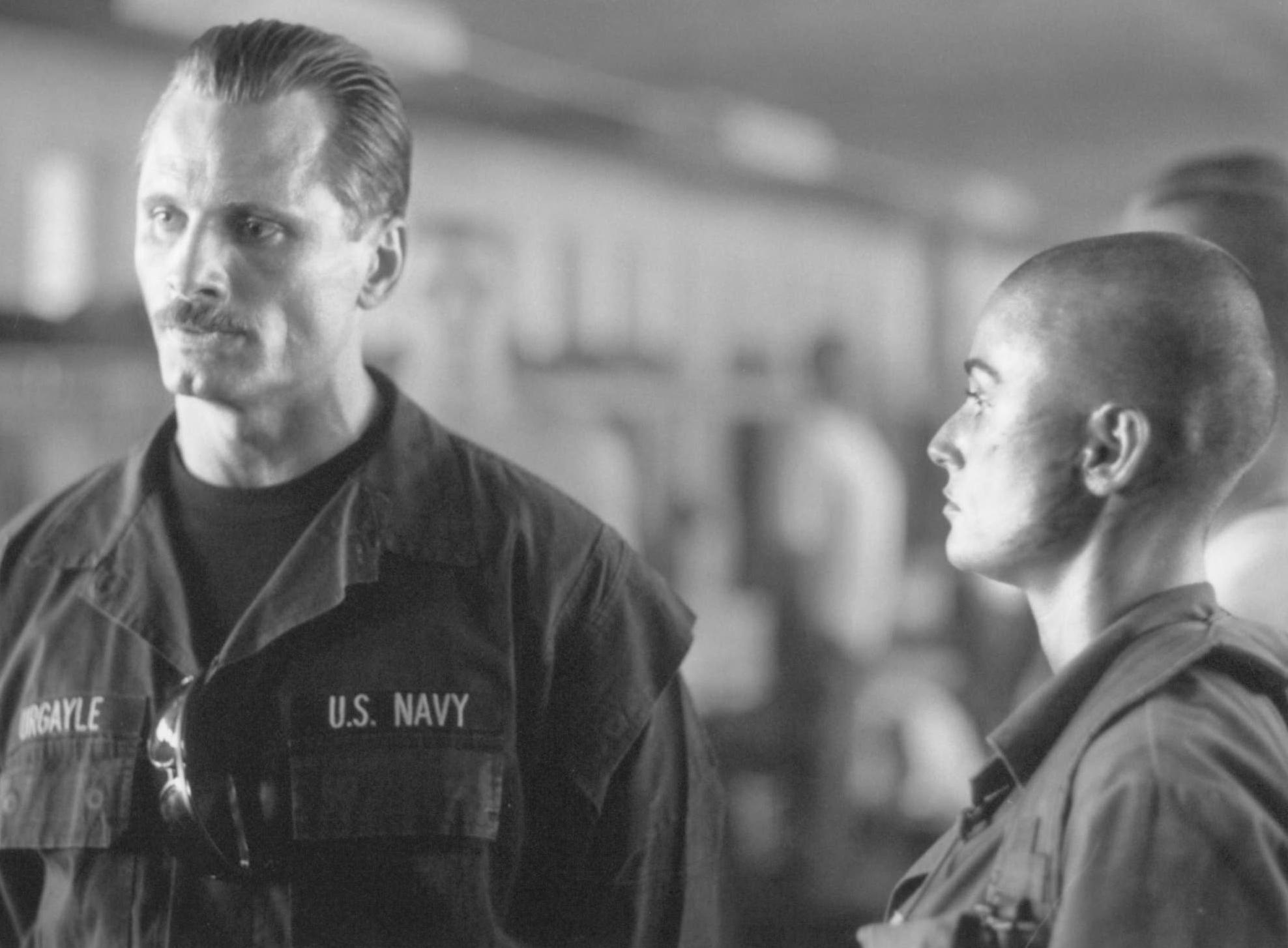 魔鬼女大兵剧照的剧照