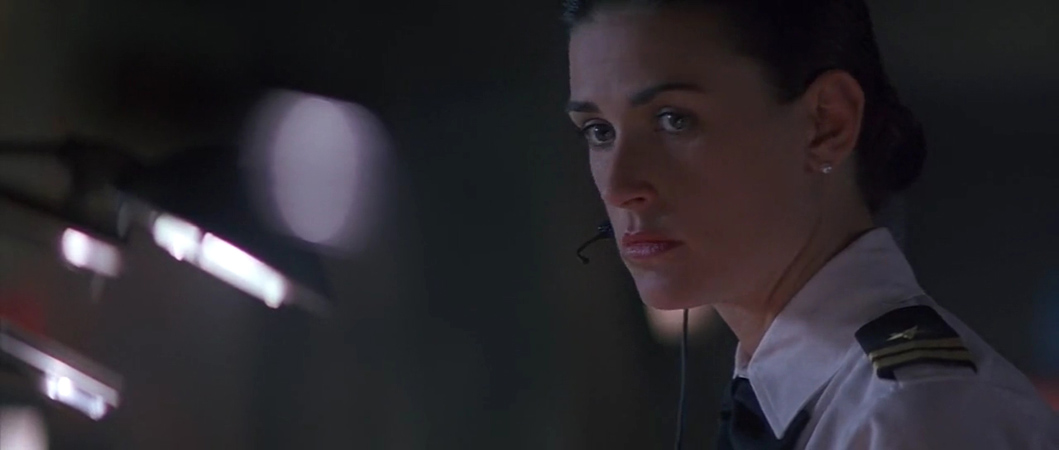 魔鬼女大兵剧照的剧照