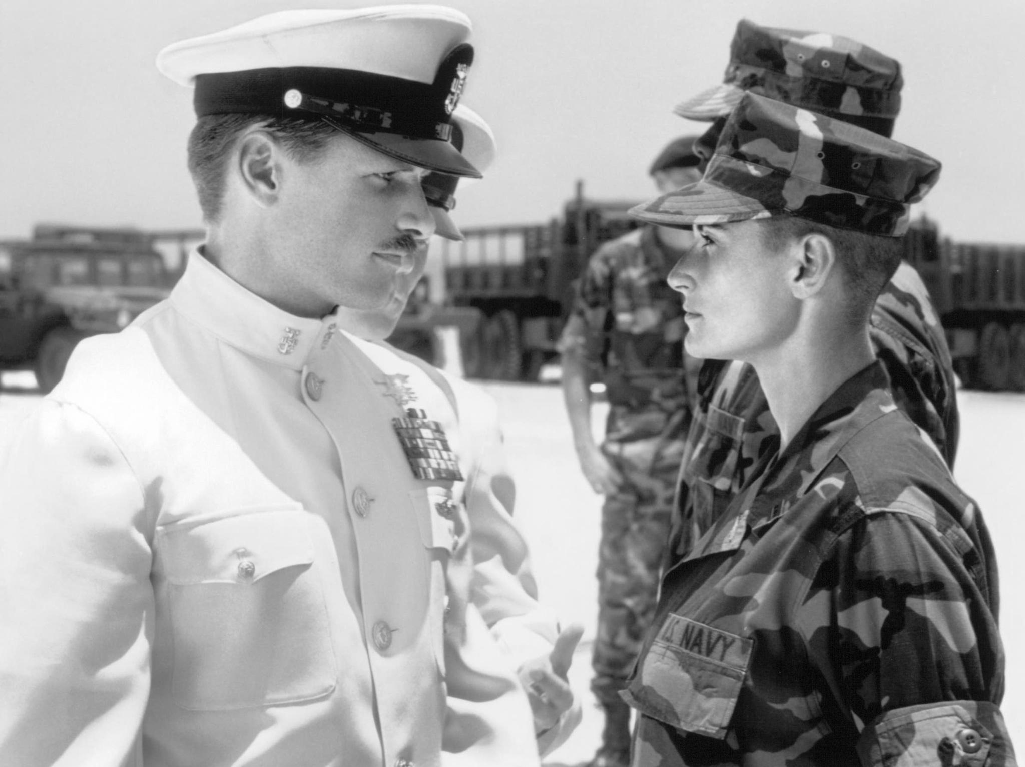 魔鬼女大兵剧照的剧照