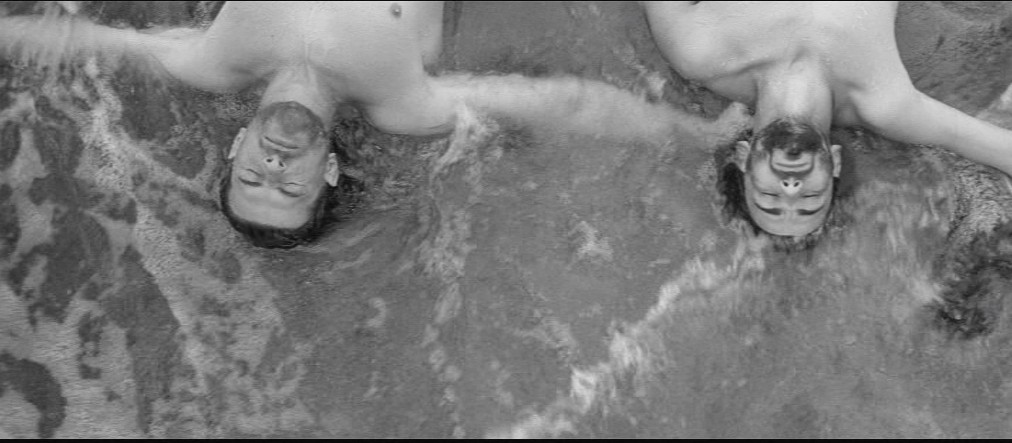 蜂之山谷剧照的剧照