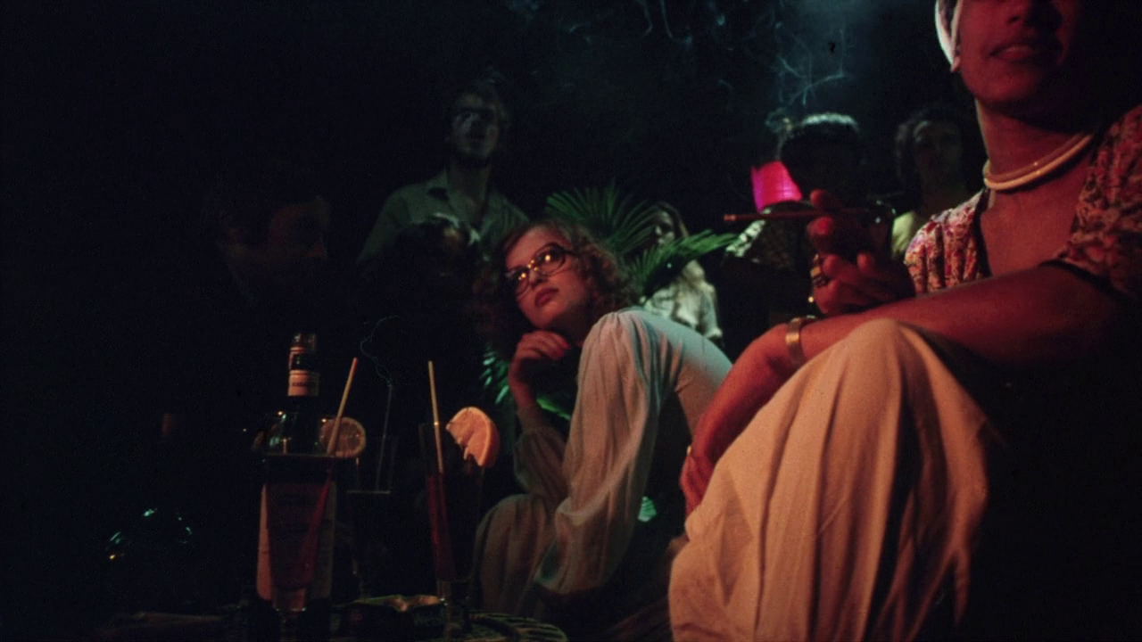 白肉丰臀剧照的剧照