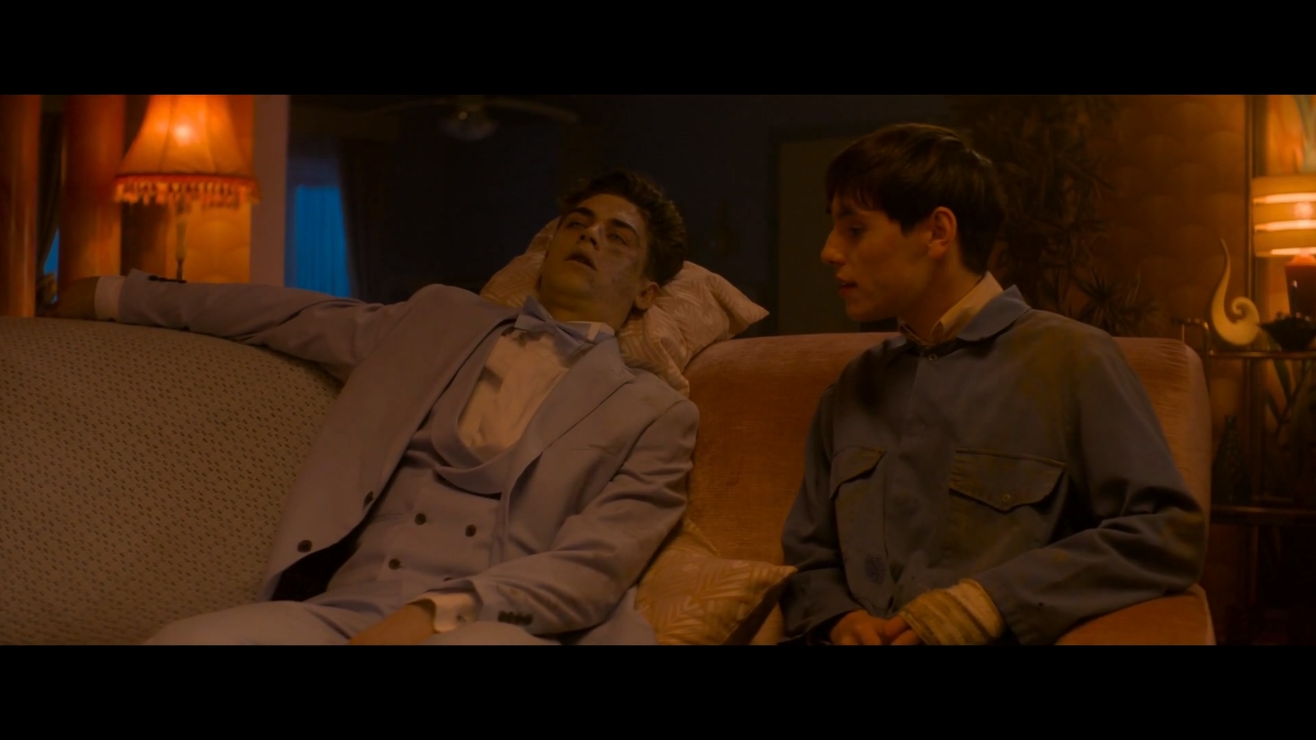 最孤独的男孩剧照的剧照