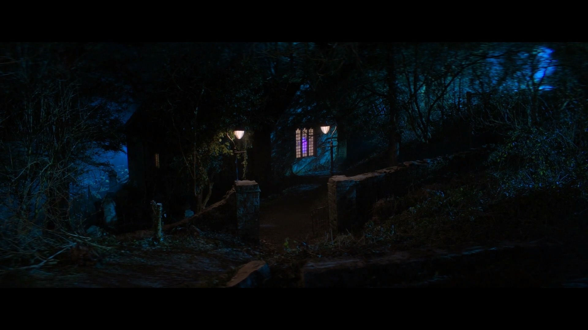 最孤独的男孩剧照的剧照