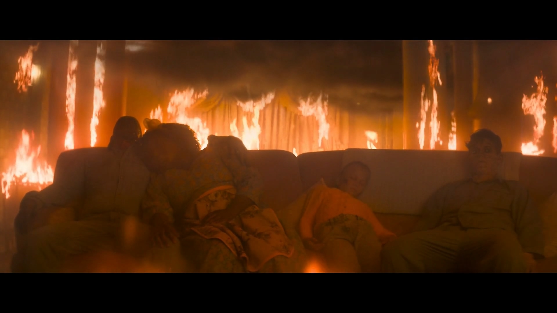 最孤独的男孩剧照的剧照