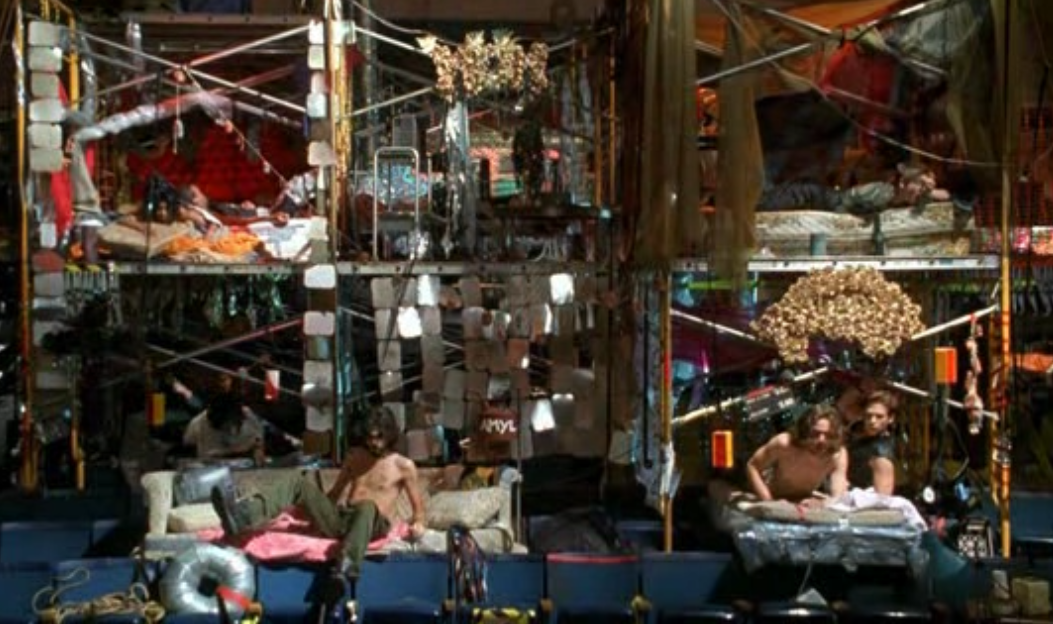 疯狂的塞西尔剧照的剧照