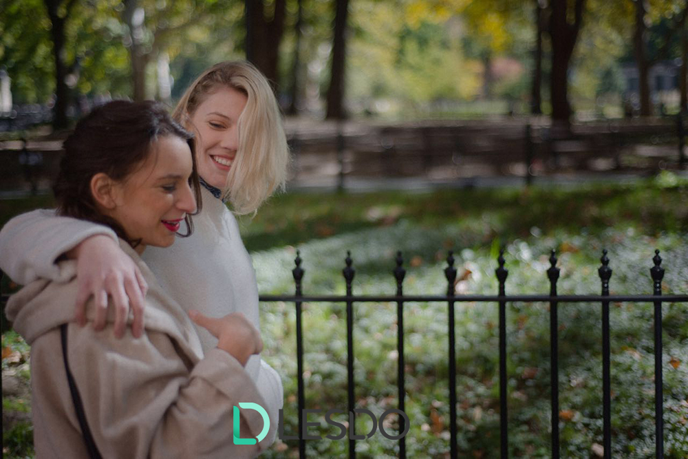 她的眼光剧照的剧照