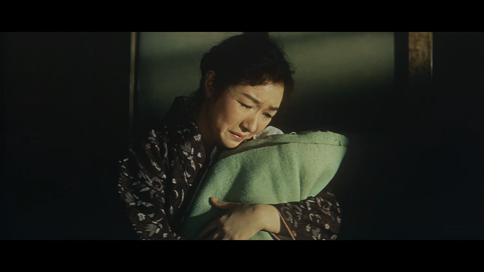 作为妻子，作为女人剧照的剧照