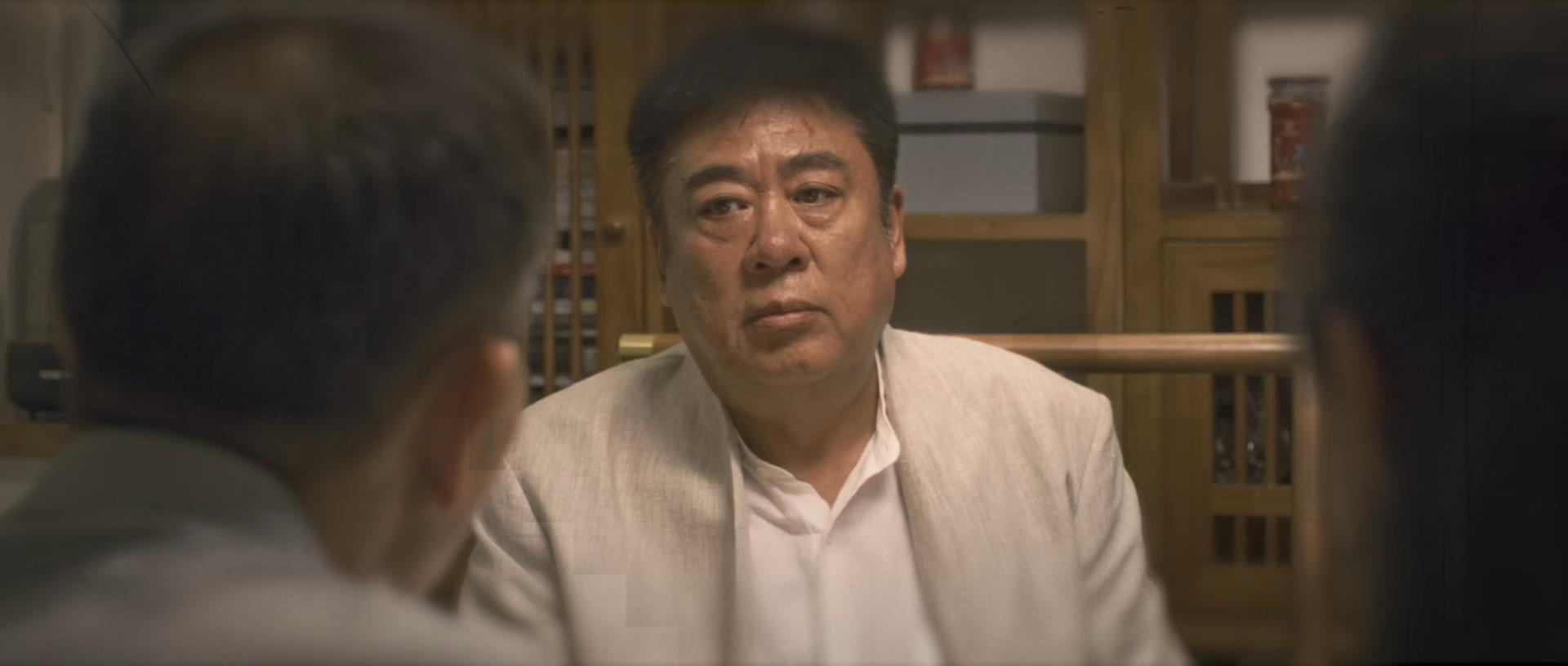 抬头见喜剧照的剧照