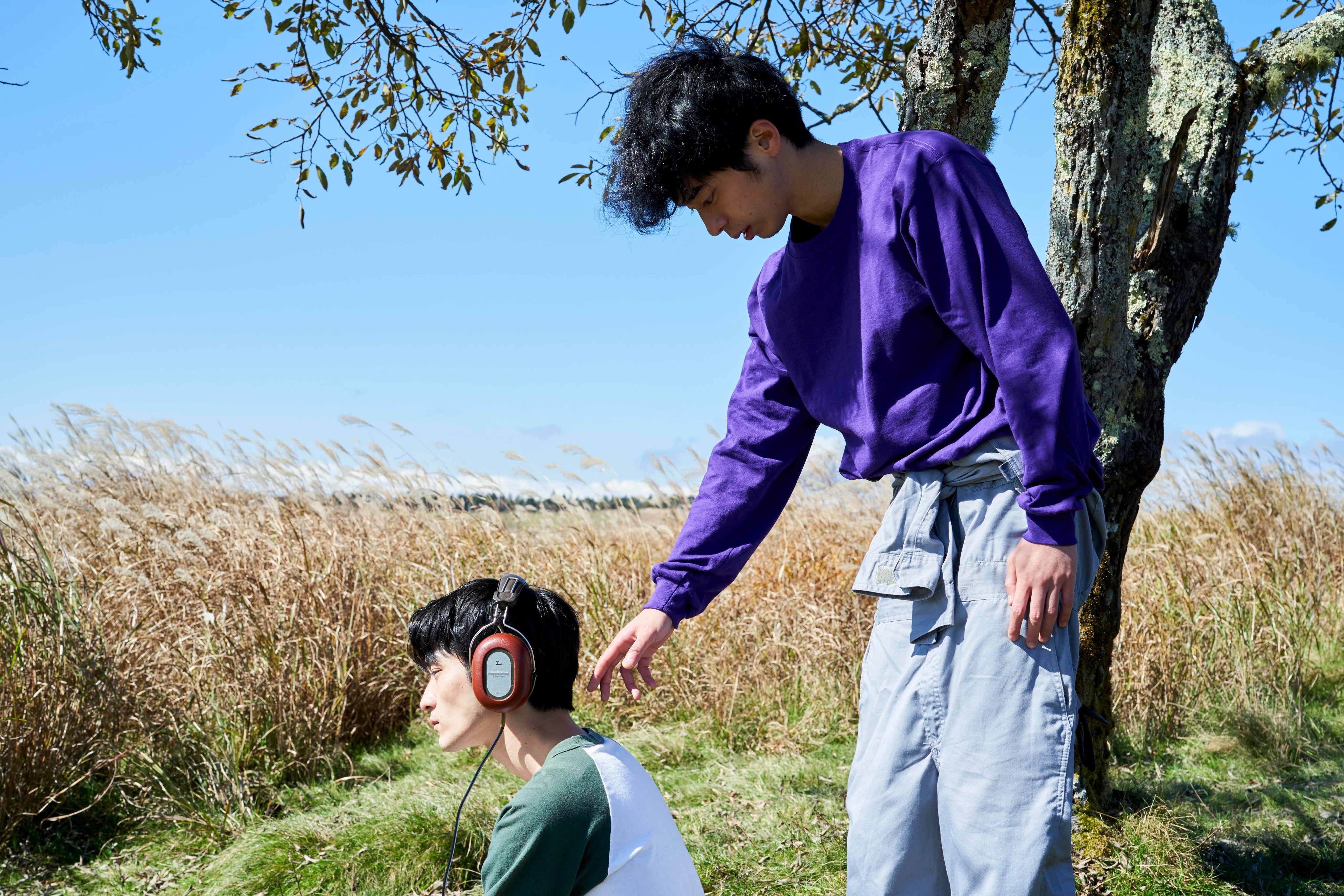 赤脚鸣声剧照的剧照