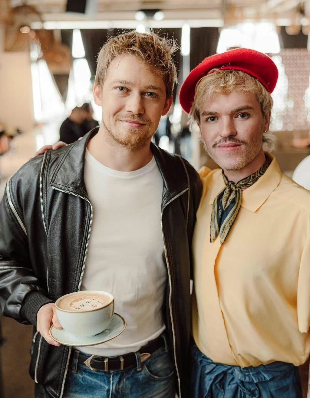 小鸟凯瑟琳剧照的剧照