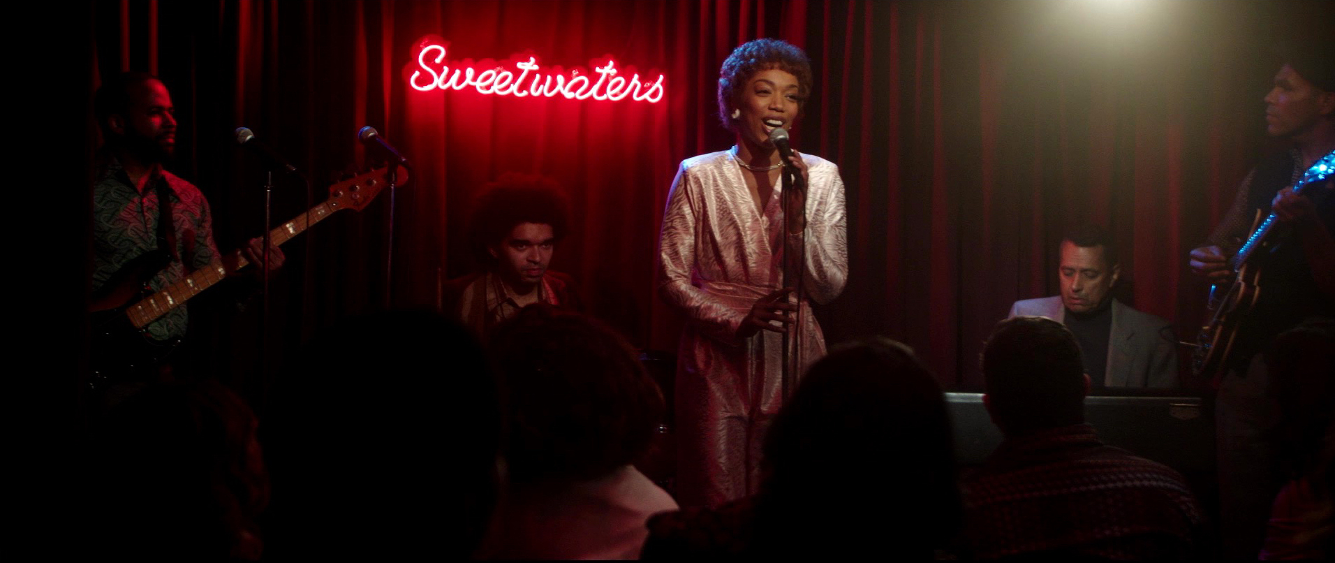 与爱共舞剧照的剧照