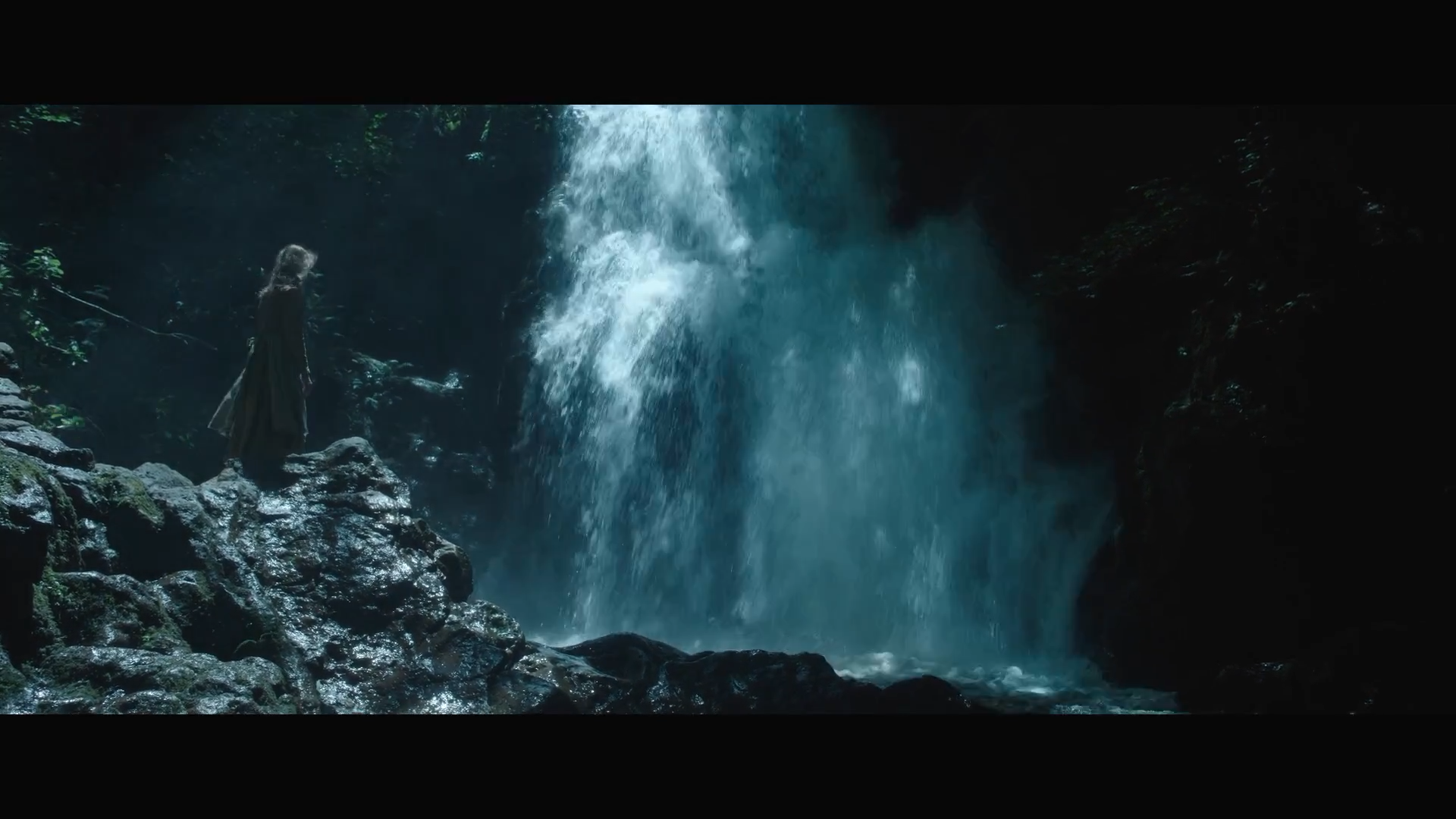 无尽的月剧照的剧照