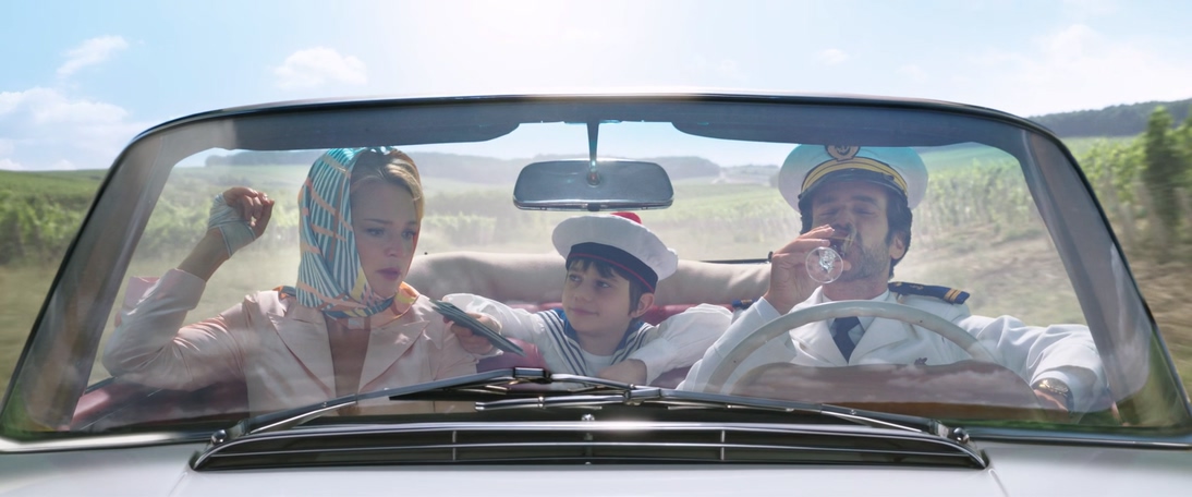 等待伯强格斯剧照的剧照