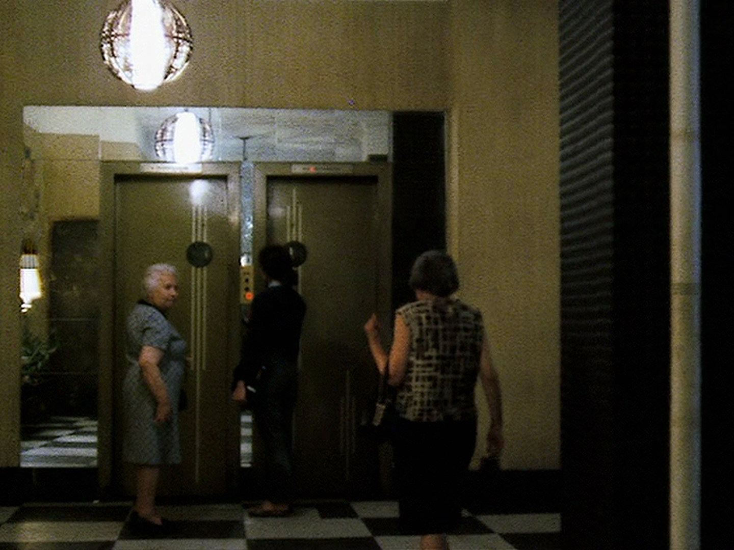 蒙特利旅馆剧照的剧照