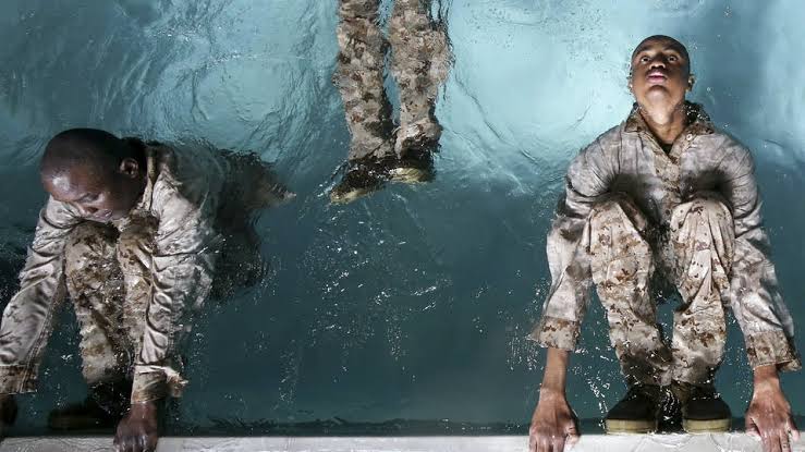 检阅日剧照的剧照