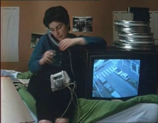 提行李箱的人剧照的剧照