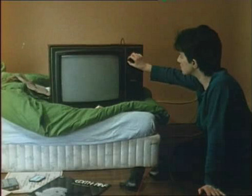 提行李箱的人剧照的剧照