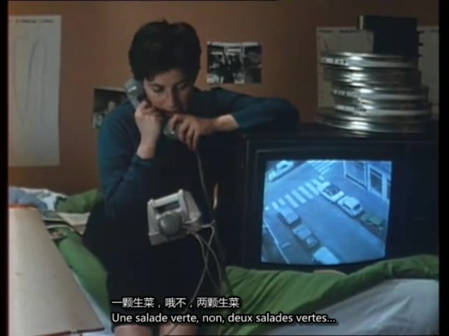 提行李箱的人剧照的剧照