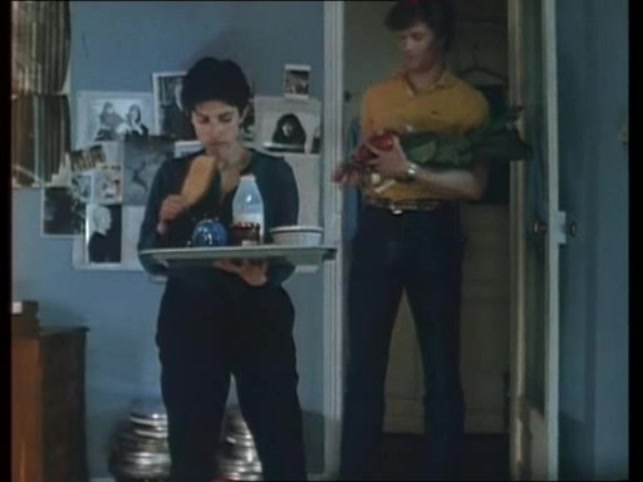 提行李箱的人剧照的剧照