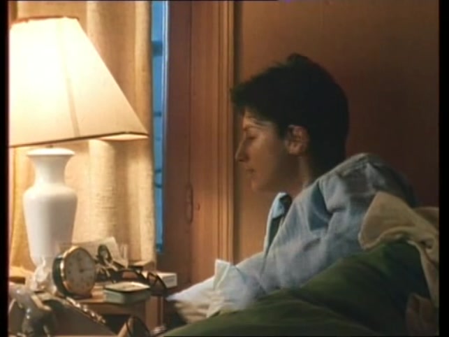 提行李箱的人剧照的剧照