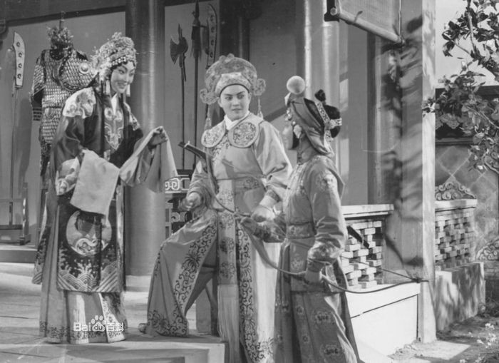 穆桂英挂帅剧照的剧照