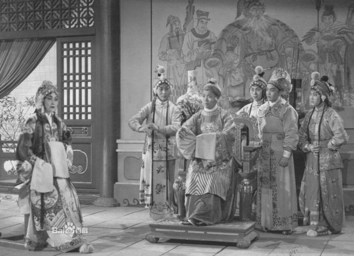 穆桂英挂帅剧照的剧照