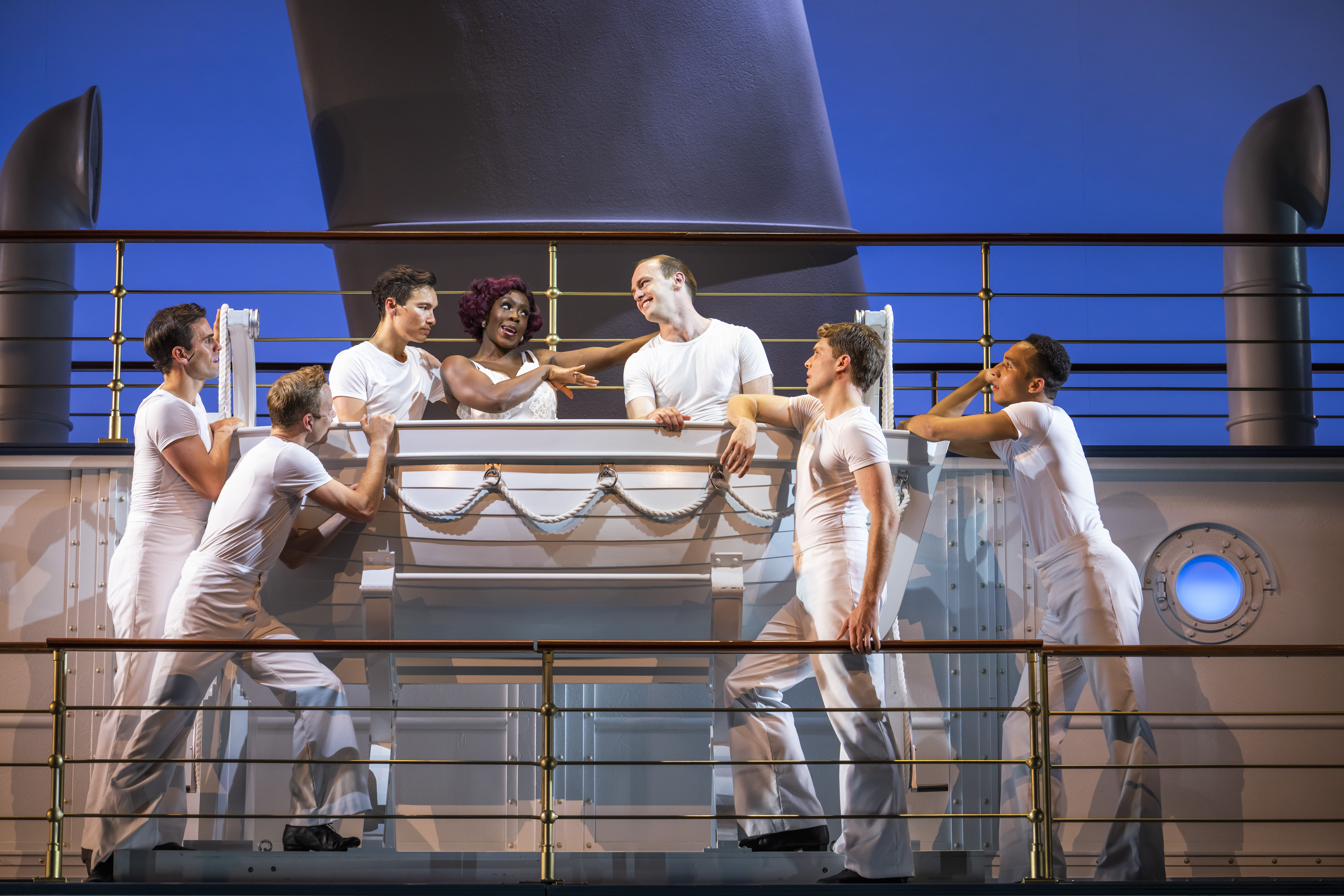 万事皆可剧照的剧照