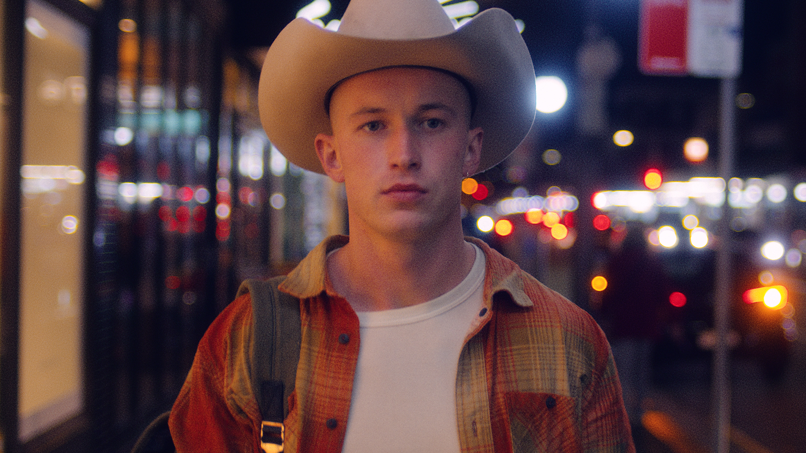 寂寞男孩剧照的剧照