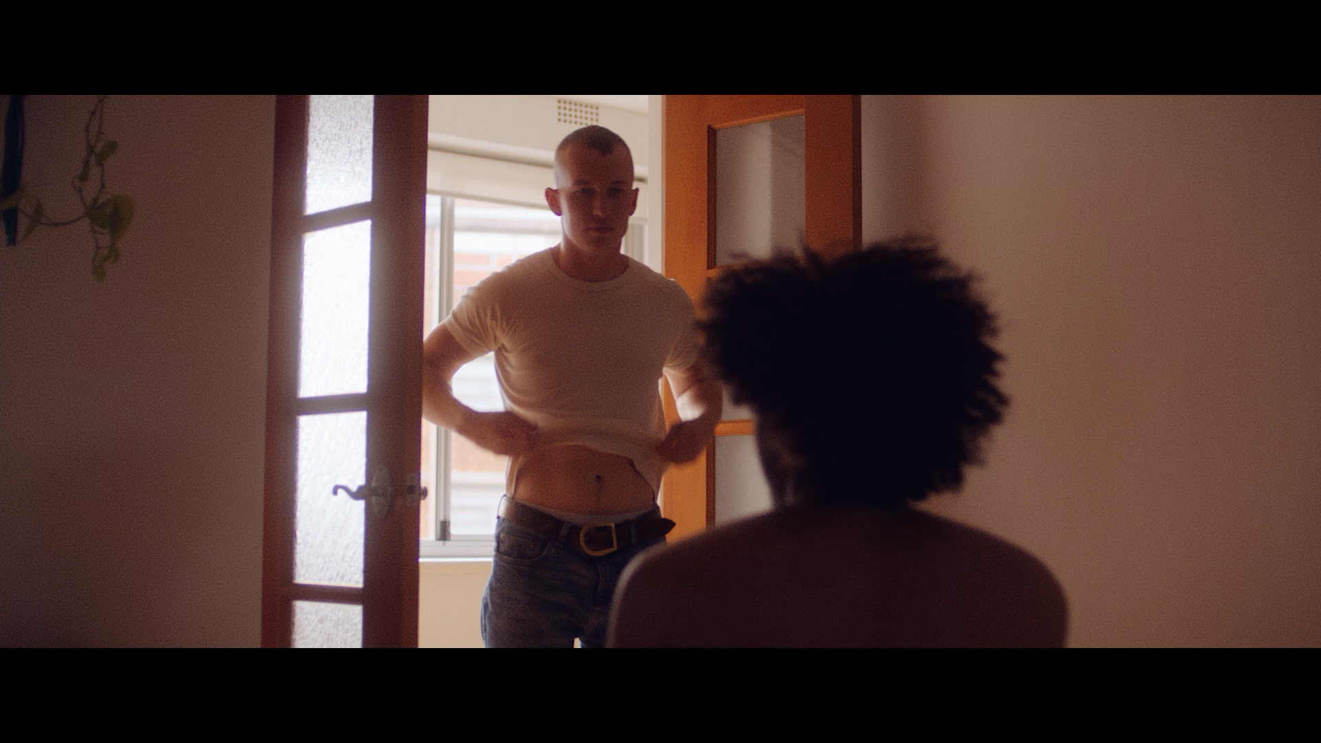 寂寞男孩剧照的剧照