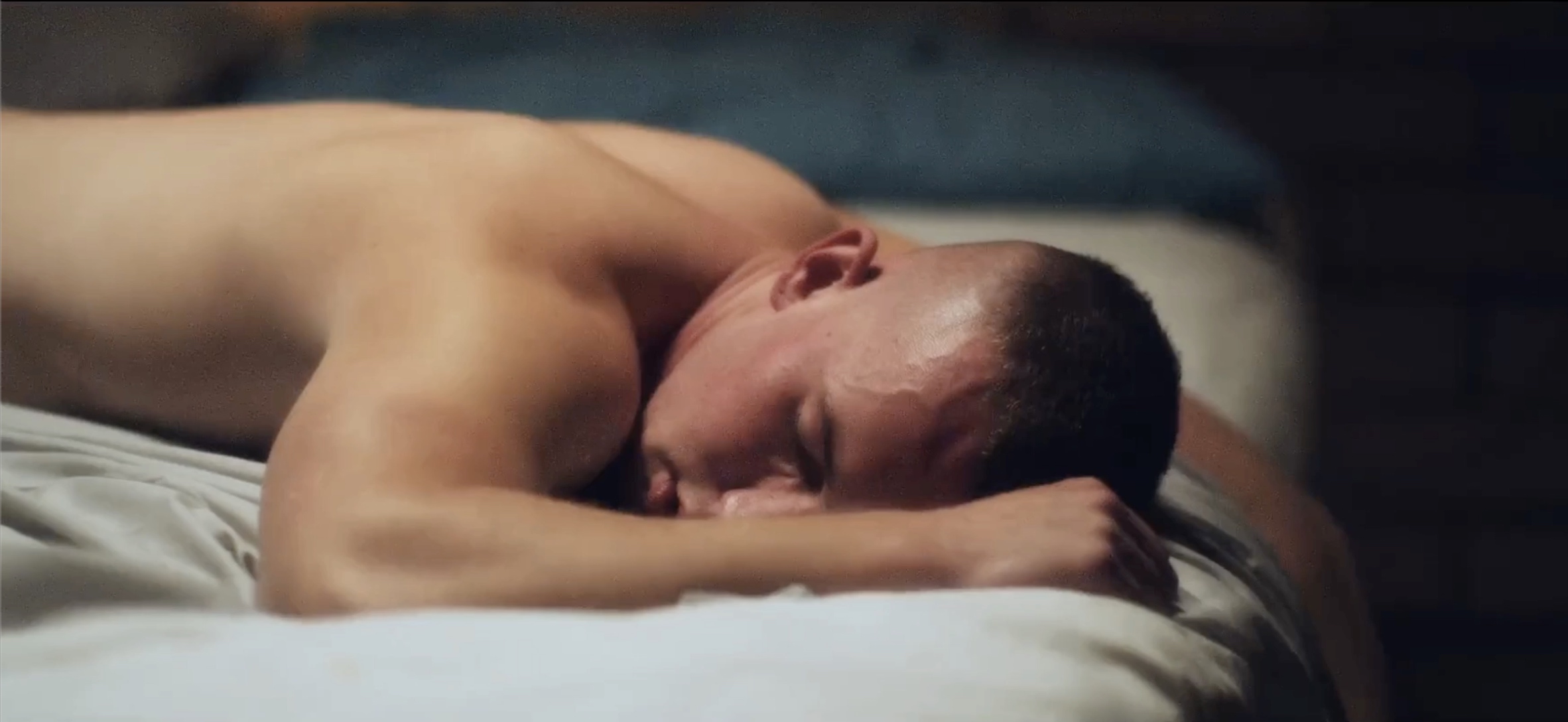 寂寞男孩剧照的剧照