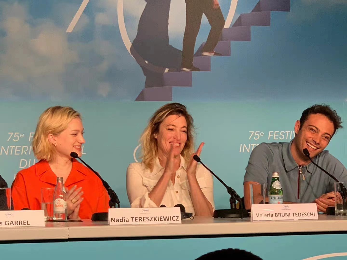 杏仁剧院剧照的剧照