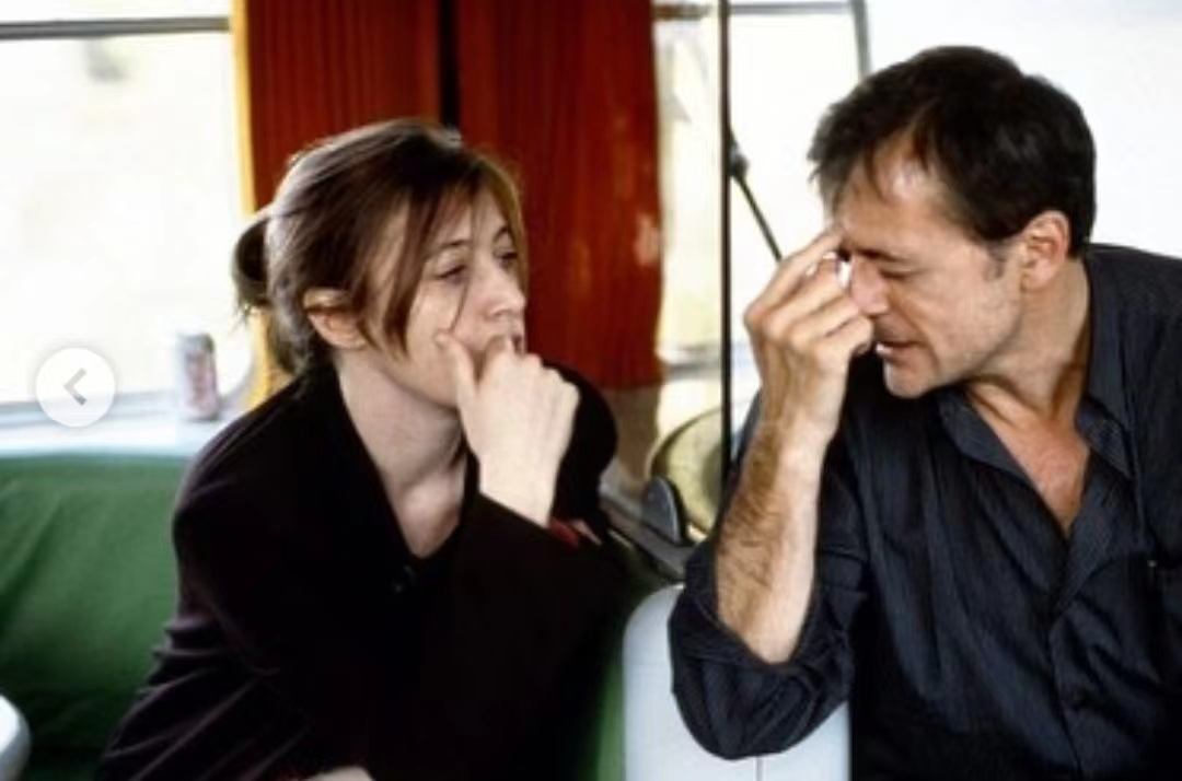 杏仁剧院剧照的剧照