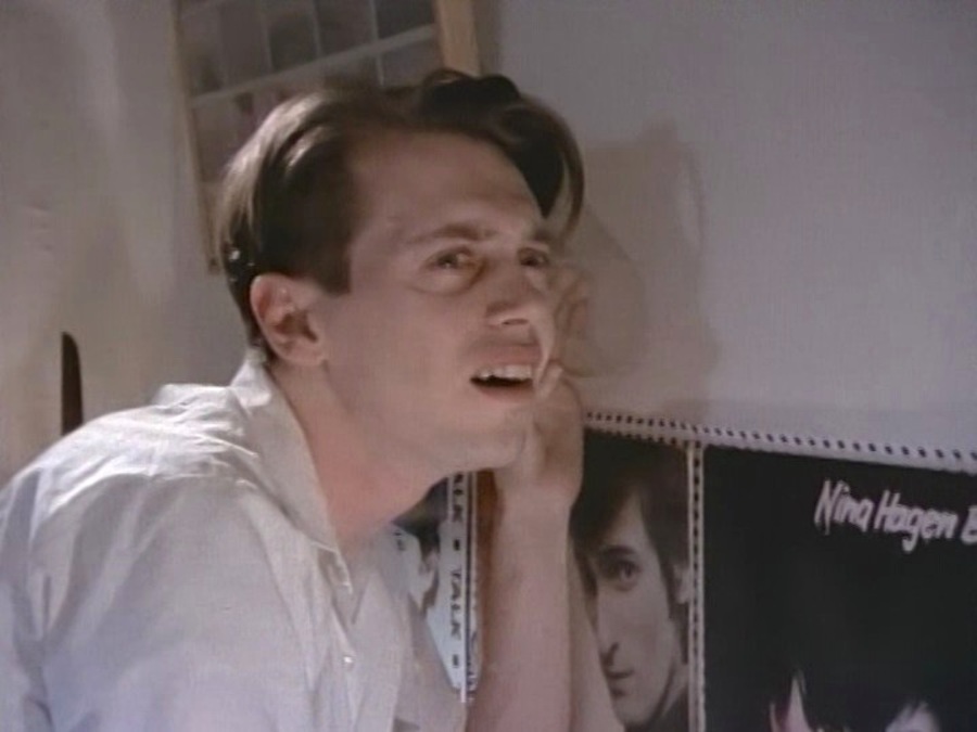 离别秋波剧照的剧照