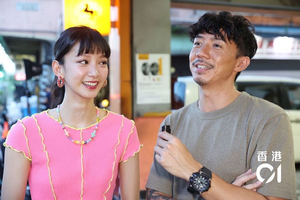 窄路微尘剧照的剧照