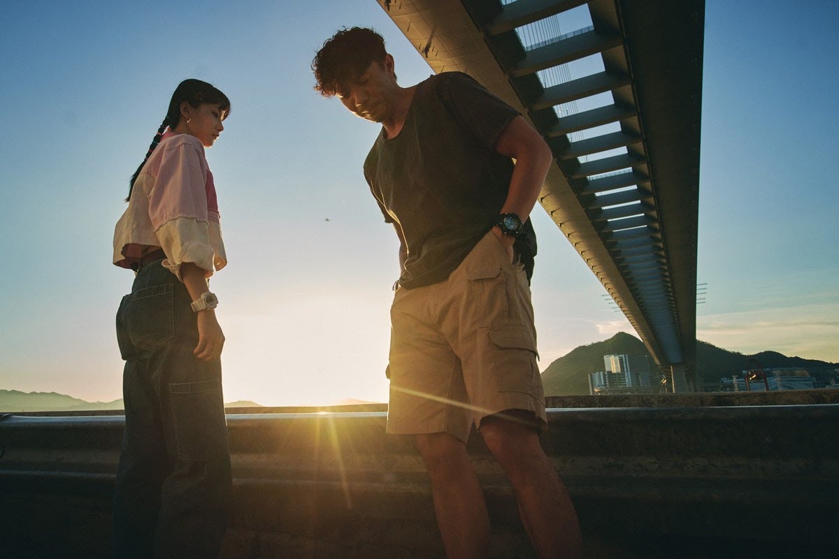 窄路微尘剧照的剧照