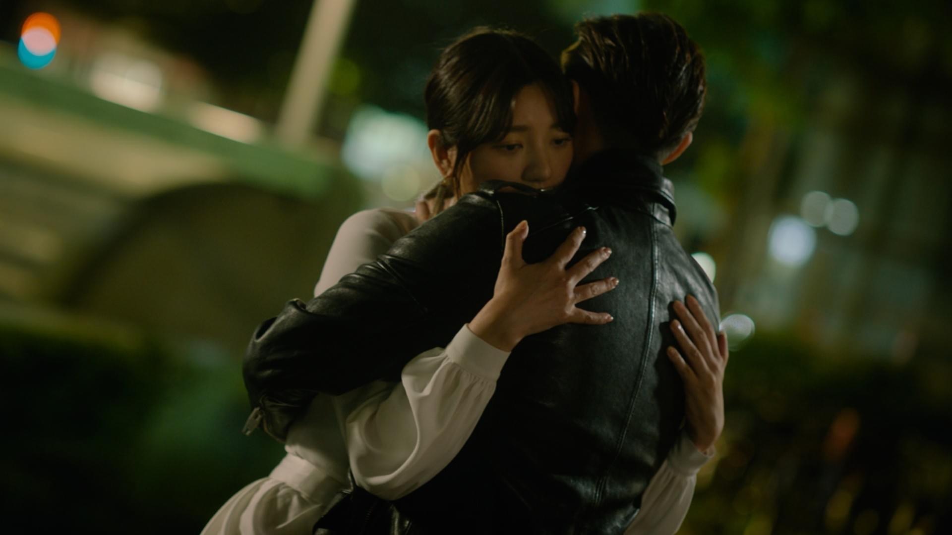 山中森林剧照的剧照